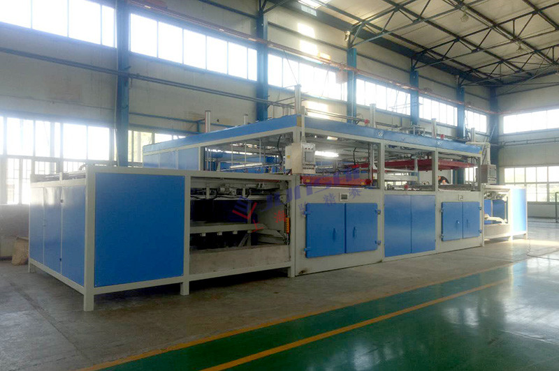 雙頭自動<a href=http://m.evce.com.cn/ target=_blank class=infotextkey>吸塑機</a>.jpg